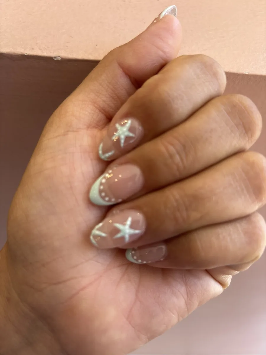 Nude con estrellas de mar