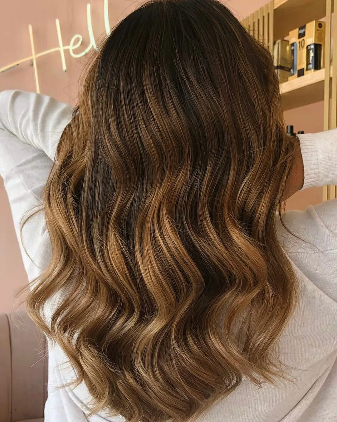 Balayage miel con ondas